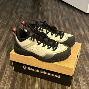 (Original $165) Black Diamond Mission XP Leather Low Women's Shoes
